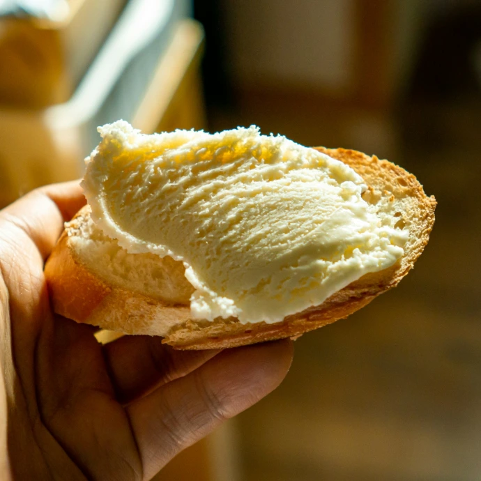 Butter and cream, a δ-Decalactone flavour application